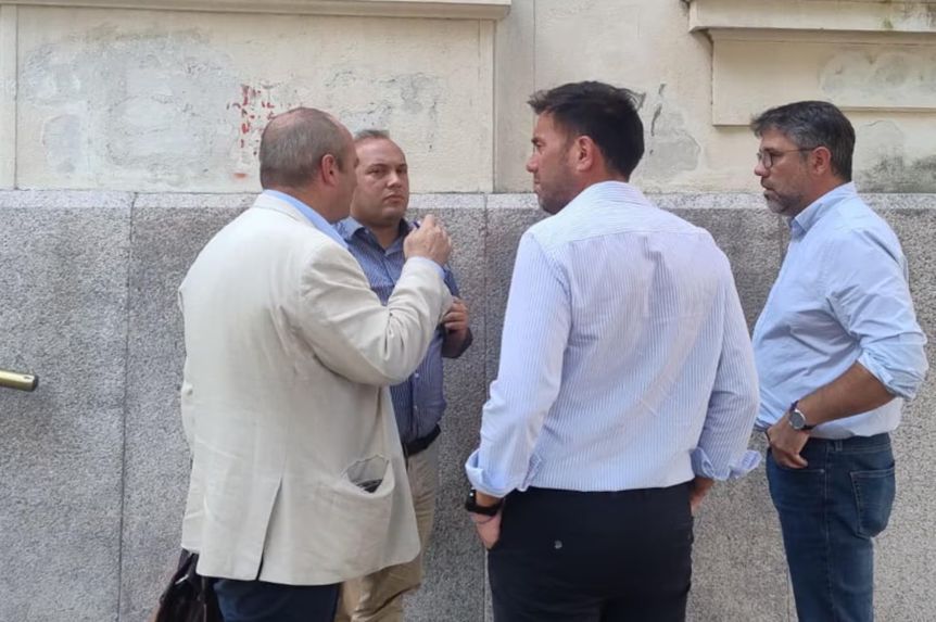 Intendentes UCR volvieron a La Plata en busca de oxígeno para municipios en llamas