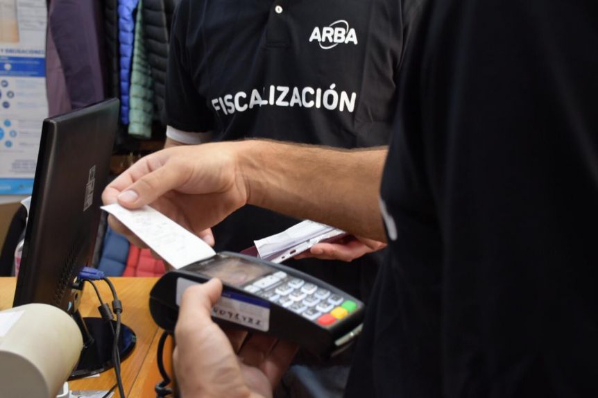 Ultimos seis meses: 40 mil comercios instalaron dispositivos de pago electrónico