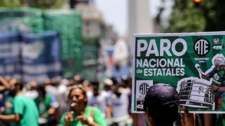 Sindicatos paran y marchan en todo el país