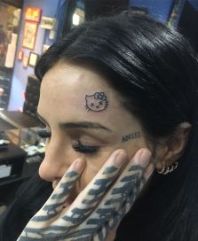 Cande Tinelli se hizo un nuevo tattoo de un reconocido 