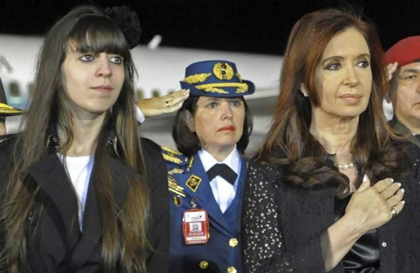 Desde la defensa de CFK ratifican que no hay razón legal para que vuelva Florencia Kirchner