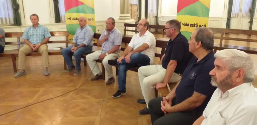Pionero: intendente vecinalista unió el sistema de salud público y privado