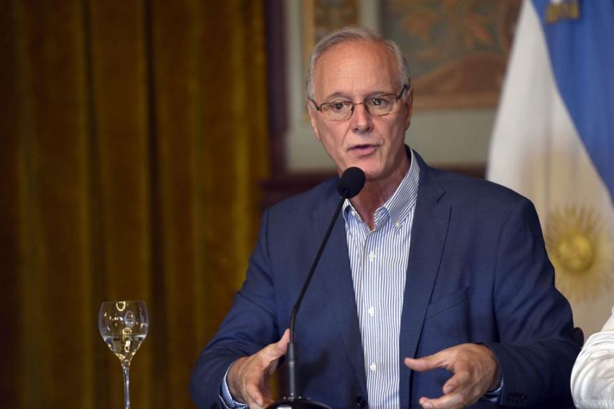 Gollán polemizó sobre la flexibilización de la cuarentena
