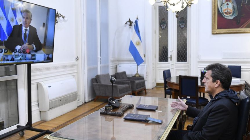 Solá dio explicaciones a diputados y recibió elogios de Massa