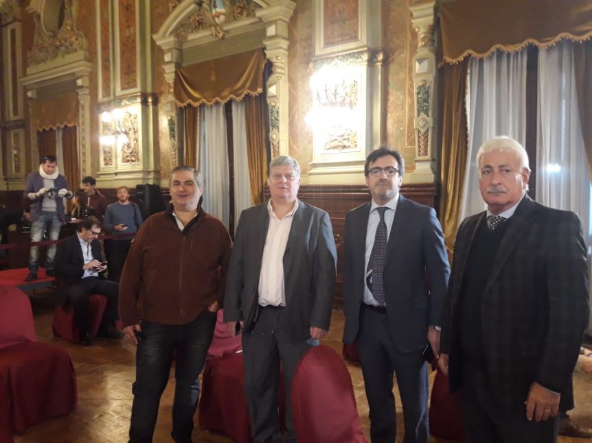 Flexibilización y créditos, los pedidos de los empresarios a Kicillof