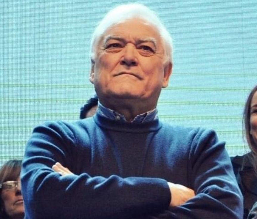 Pesar por la muerte del presidente del Concejo de Lomas, Beto Carasatorre