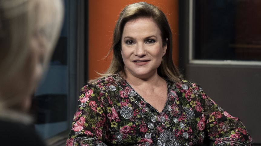 En plena pandemia, Lucía Galán alberga en su casa a un niño