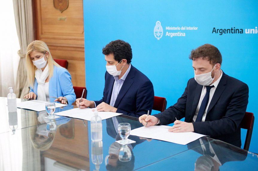Sesiones virtuales: Magario y Otermín firmaron un convenio con Wado de Pedro