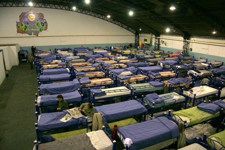 Larreta cerró un parador: 79 de las 92 personas en situación de calle tienen Covid-19