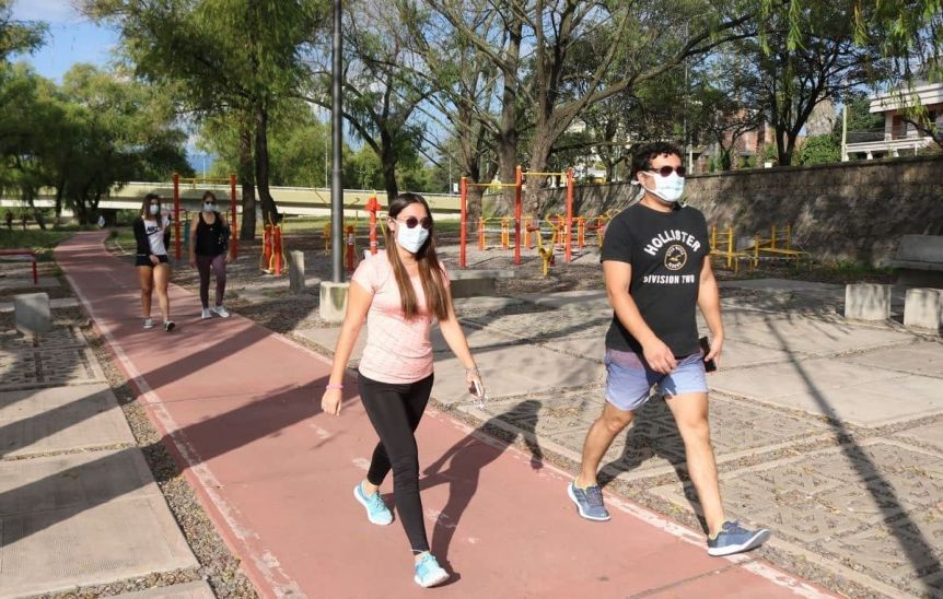 Dos alcaldes del interior quieren salidas y actividad física