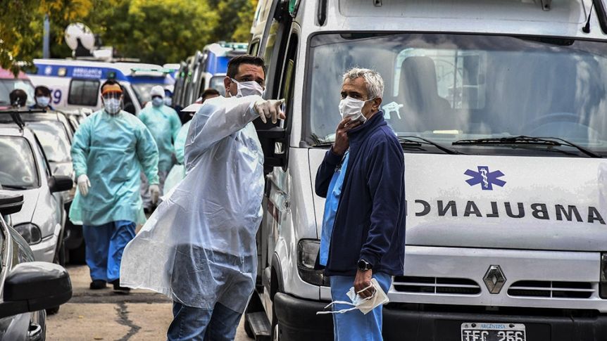 Luego de la máxima, una leve baja: se registraron 523 nuevos casos de COVID-19
