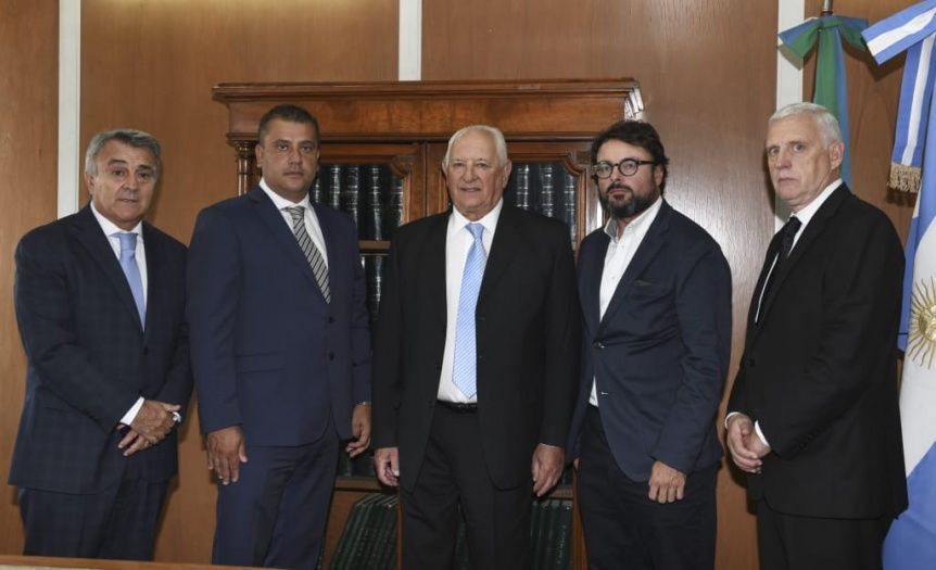 Removieron del Tribunal de Cuentas a los secretarios que había nombrado Vidal