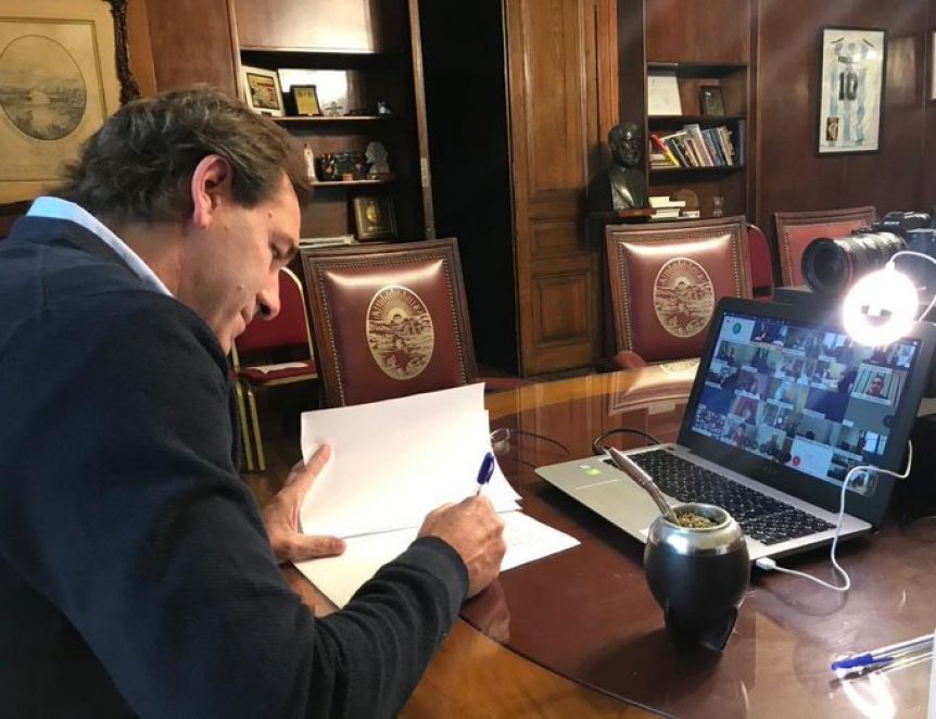 Para mantener la paz, Kicillof mandó un salvavidas financiero a los intendentes