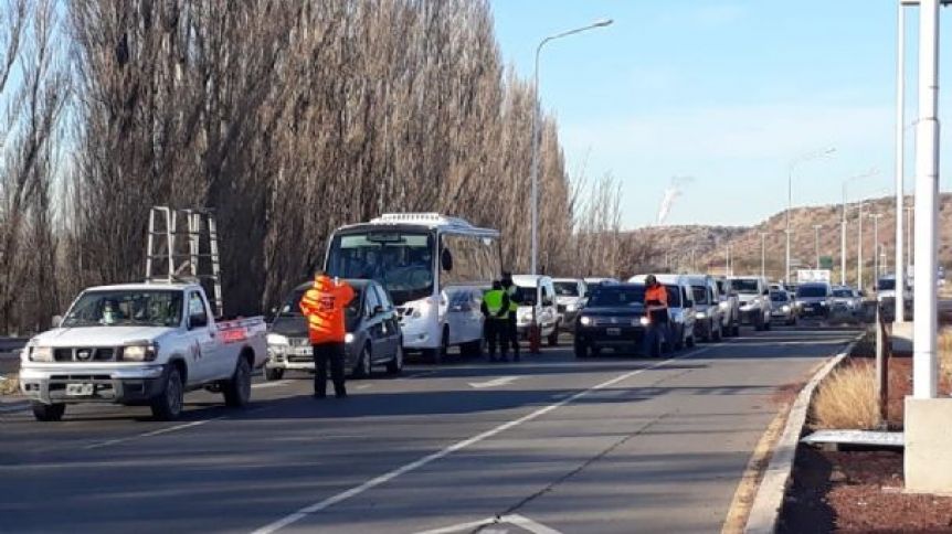 Temor en la Patagonia: distrito blindó los accesos ante el aumento de casos en Neuquén