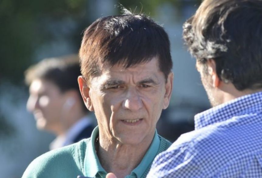 Internado y con fiebre, intendente aguarda por el resultado del hisopado