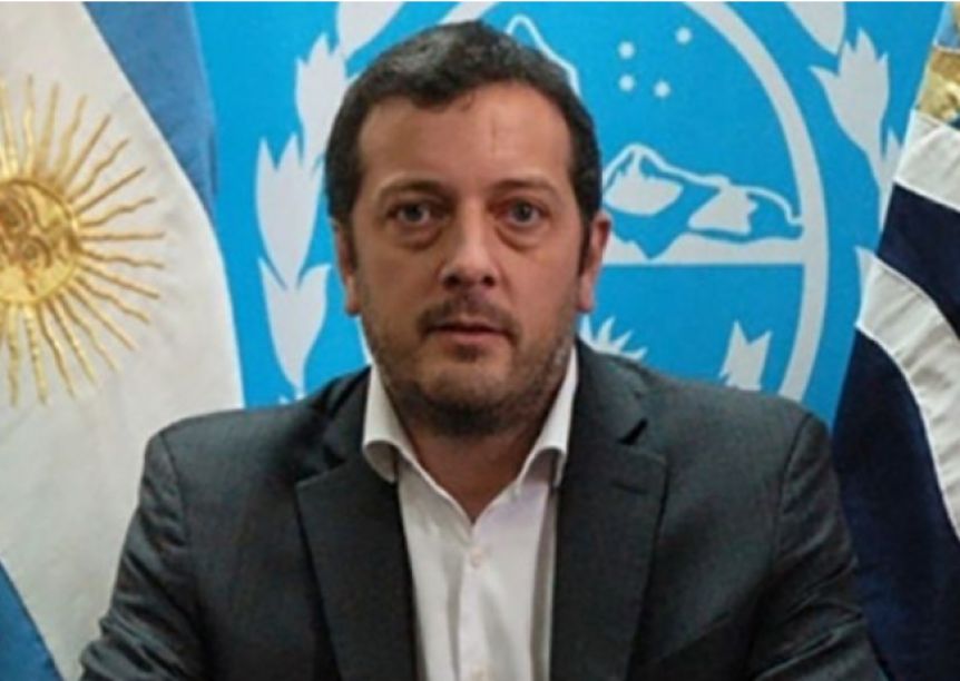 El ministro de Economía santacruceño, Ignacio Perincioli dio positivo de Covid-19