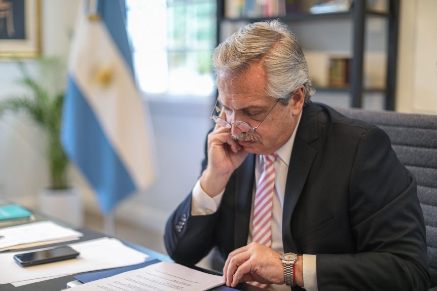 Alerta en la Rosada: otro caso de Covid-19 salpica al gabinete nacional