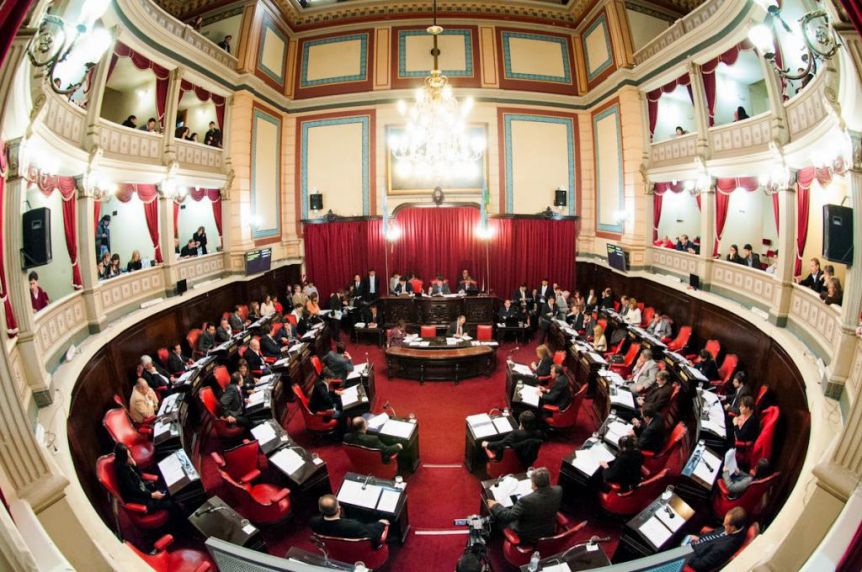 Juntos por el Cambio frustró el tratamiento del endeudamiento en la Legislatura