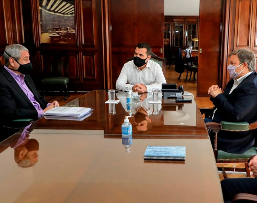 Los intendentes se llevaron el respaldo del nuevo Secretario de Energía en su cruzada contra Edesur