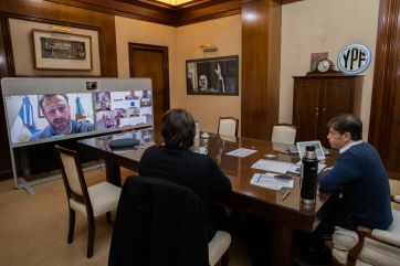 Preocupación por el avance de los casos en el interior: Kicillof y su equipo, cara a cara con los intendentes