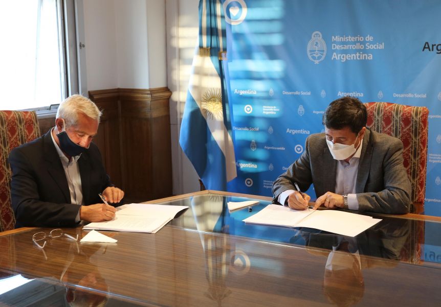 Nación pone en marcha el plan para urbanizar más de 4 mil villas