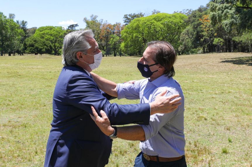 Tras dejar el aislamiento, Alberto almorzó con Lacalle Pou