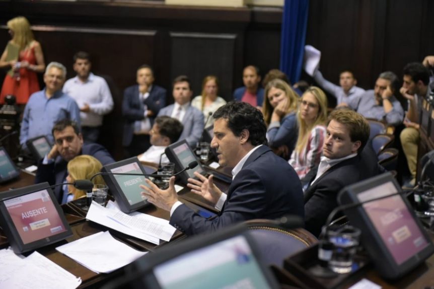 La oposición prepara una estocada inesperada: pedirá explicaciones de más ministros