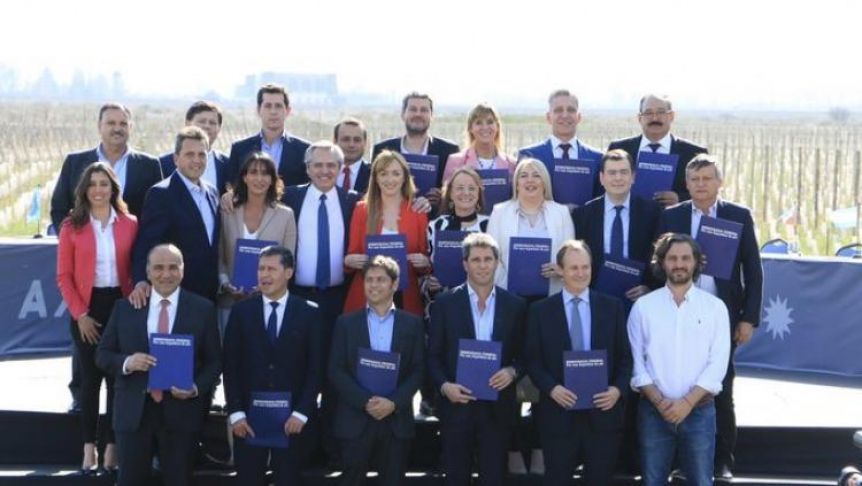 Con dos bonaerenses en la lista, Alberto le puso la firma final a una promesa electoral