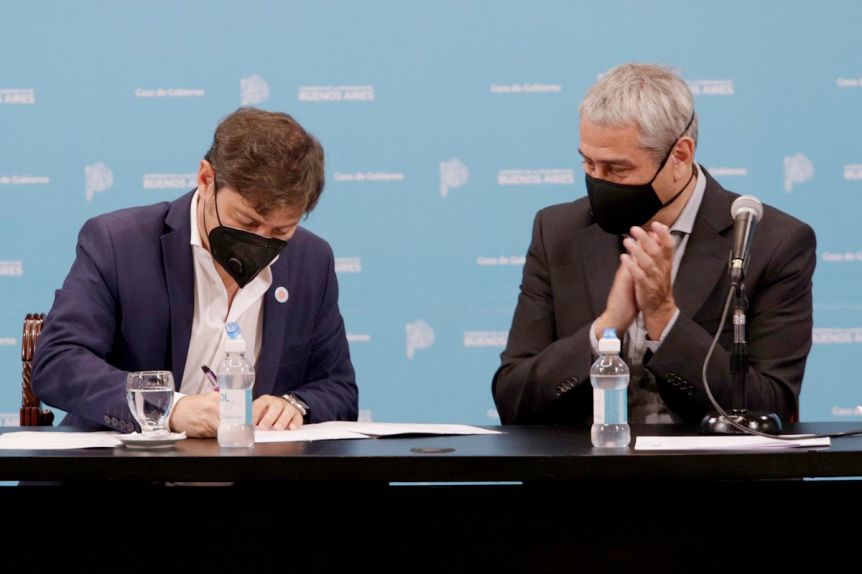 Kicillof y Ferraresi firmaron convenios para la construcción de viviendas