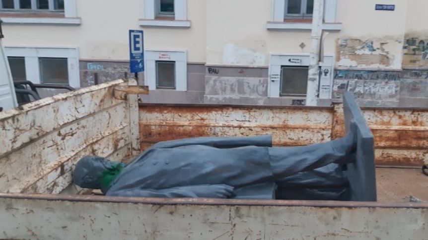 El monumento, la calle y la grieta: la defensa de Roca y el ataque al kirchnerismo