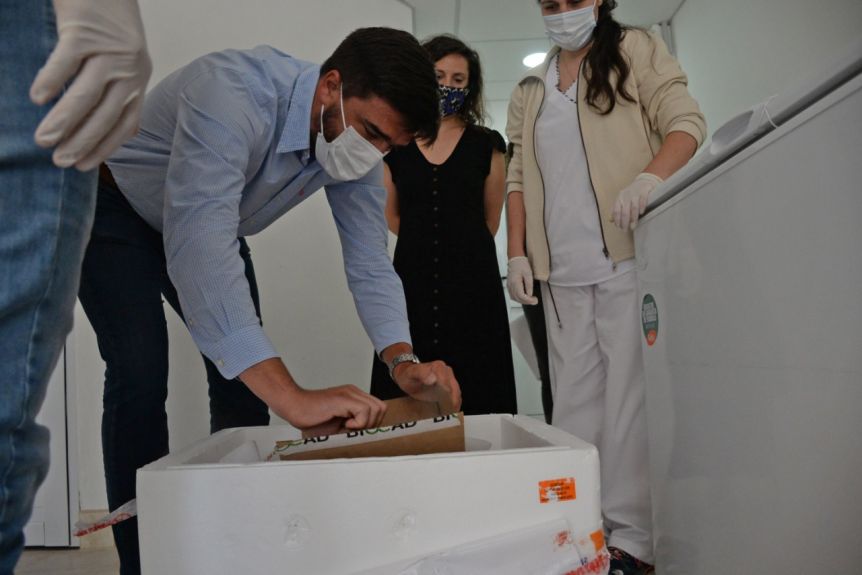Tras el presunto sabotaje, Provincia repuso las vacunas desechadas en Olavarría