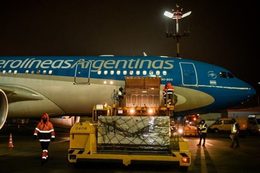 Se acabó la espera y las segundas 300 mil dosis tienen fecha de vuelo