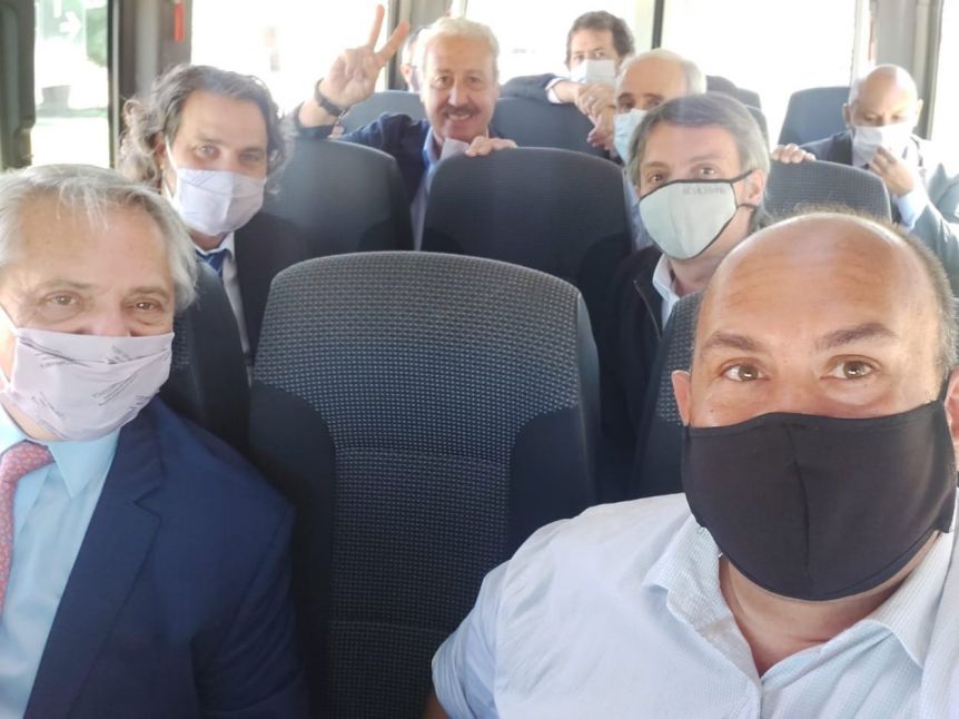 Máximo y Alberto se ponen al frente de la rosca con los intendentes