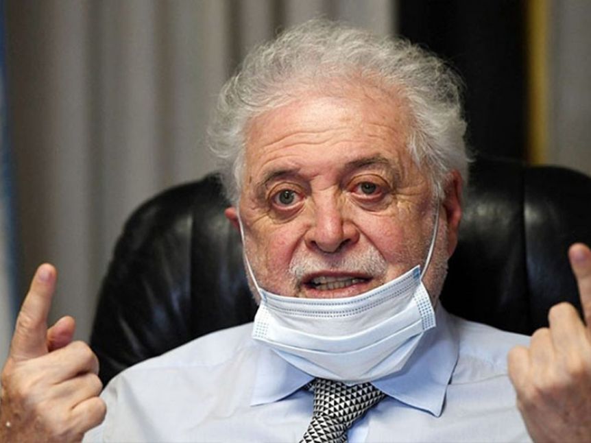 Tras idas y vueltas, Ginés expondrá en el Congreso