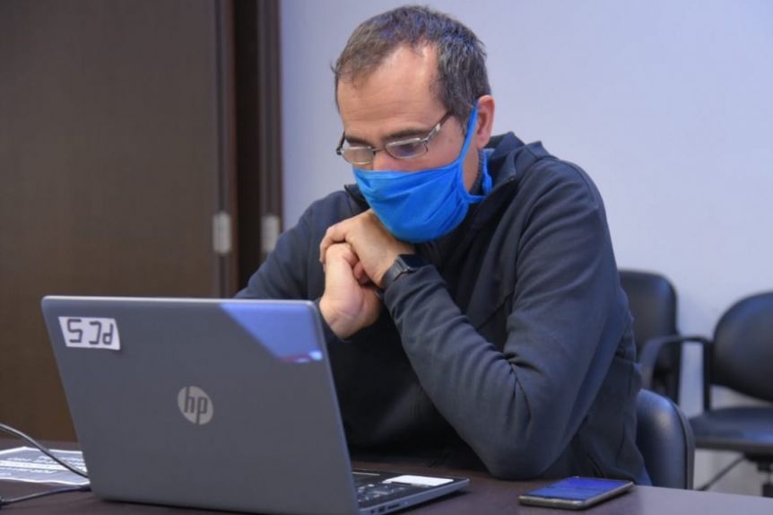 El coronavirus volvió a tocar las puertas de la Legislatura