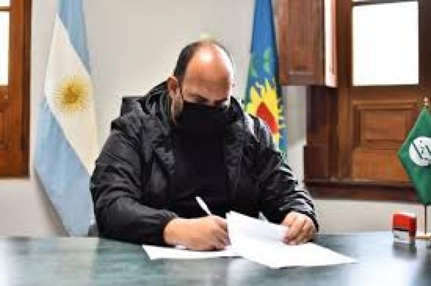 Va el tercero: otro intendente se suma a la lista de infectados luego de vacunarse