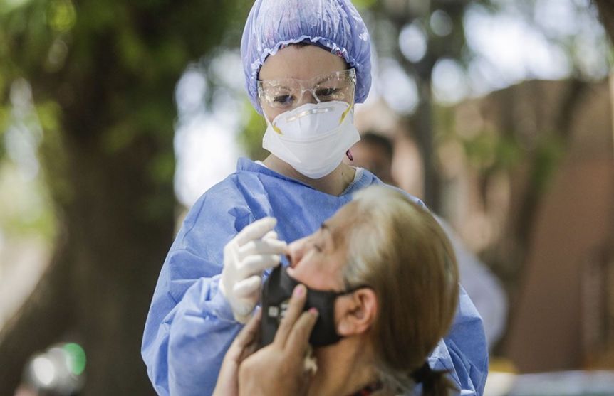 Coronavirus: 7.794 nuevos casos y casi 50.000 muertos