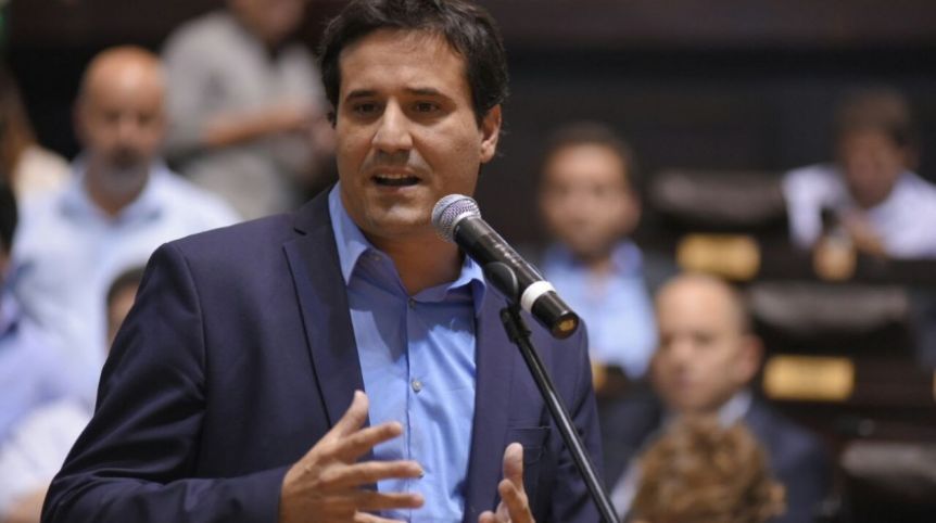 Todos pusieron el gancho: Masivo apoyo a Abad a lo largo y ancho de la provincia