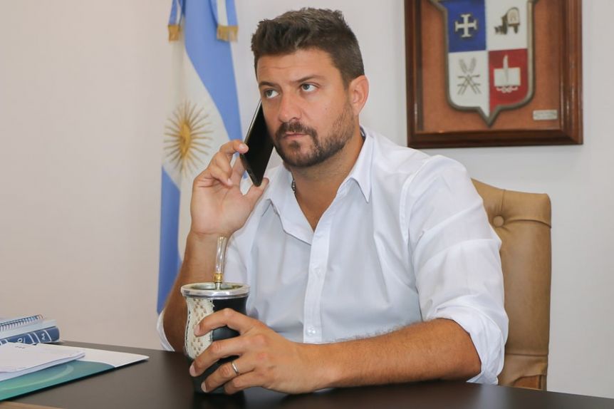 Con las dos dosis de la Sputnik, intendente se aisló por ser contacto estrecho