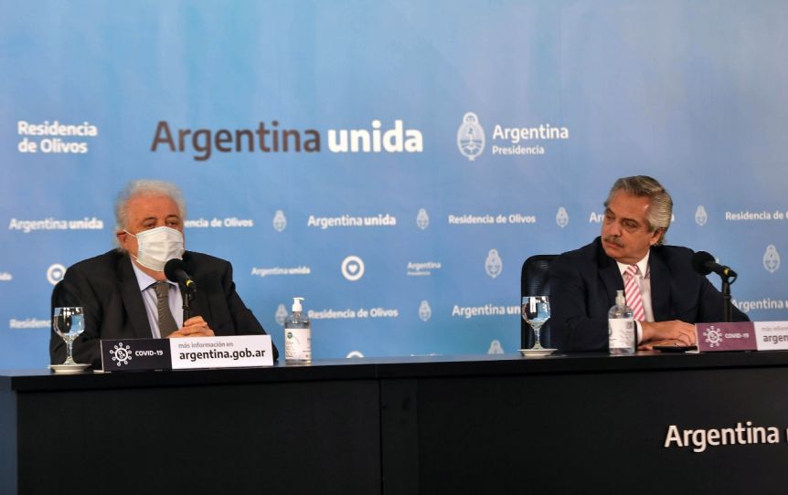 Vacunatorio VIP: cómo impacta el escándalo en la imagen de Alberto