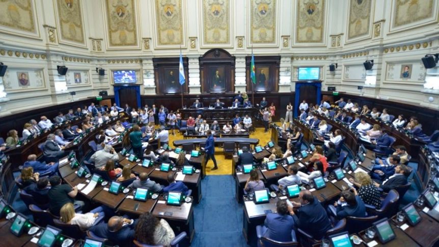 Presión cambiemita: ¿Se viene una bicameral para controlar la vacunación en la Provincia?