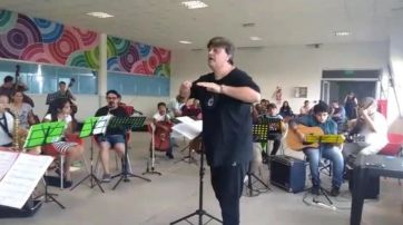 Vacunación: el funcionario al que le pidieron la renuncia continuará en su cargo tras aclarar su situación