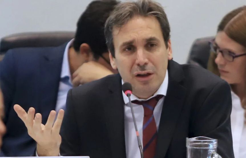 Ramos Padilla rechazó el planteo de Gray y le allana el camino a Máximo al frente del PJ