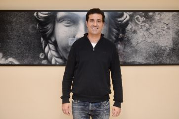 Ganó Maximiliano Abad y promete 