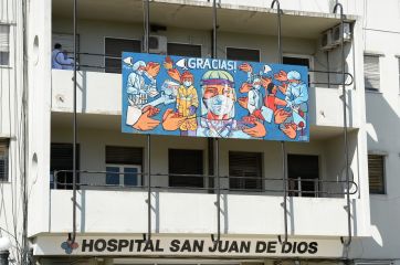Kicillof reivindicó al personal de Salud en el homenaje a las víctimas del terrorismo de Estado