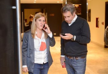 Abad se puso el traje de líder del partido y se reunió con los diputados nacionales