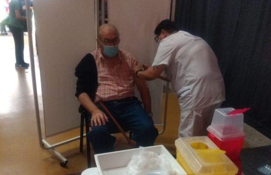 Se vacunó su papá: Bianco calificó de