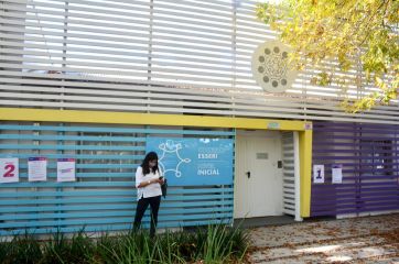 Rebelión: escuelas privadas convocan a resistir con abrazos, sentadas, bocinazos y amparos