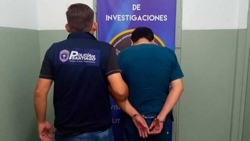Detuvieron a una pareja de enfermeros por robar vacunas contra el Covid y venderlas