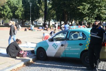Nada de desalojo, Garro puso orden en la gran feria de Plaza Italia: todas las imágenes